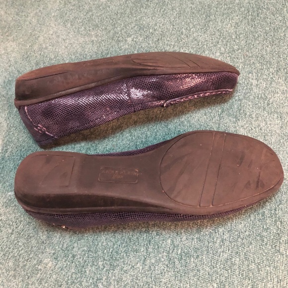 Violet moccasins - Picture 3 of 3